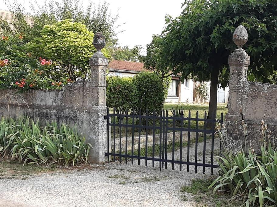 Les Annexes Villa Verdun-sur-le-Doubs Exterior foto